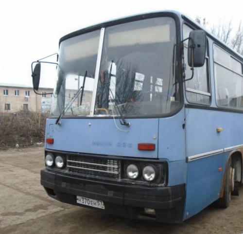 на фото: Автобус Икарус б/у, 1998г.- Орел